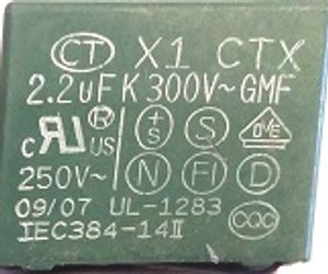 2.2uf-300v MKT (خازن 2.2 میکرو فاراد 300 ولت MKT )