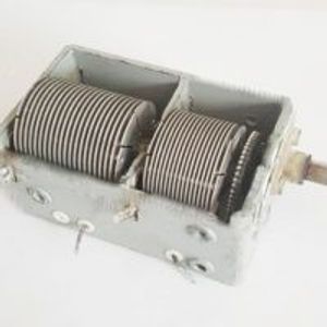 خازن واریابل هسته هوایی