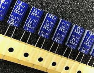 560MF 25V خازن الکترولیت