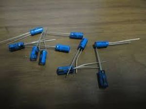 33MF 10V خازن الکترولیت