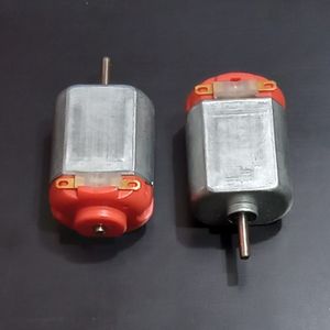 موتور 6 ولت DC کوچک