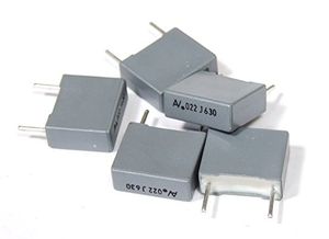 خازن 0.15uF / 250V MKT کلاس X2 بسته 5 تایی