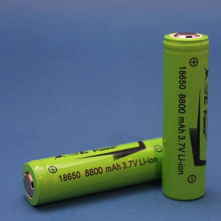 باتری لیتیوم یون 3.7v سایز 18650 8800mAh مارک EVEREST POWER بسته دوتایی