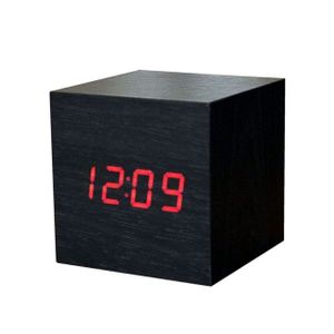 ساعت رومیزی دیجیتال مدل WOODEN CLOCK مکعبی طرح چوبی
