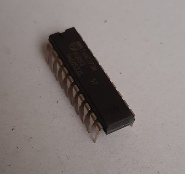 آی سی MC74HC373AN