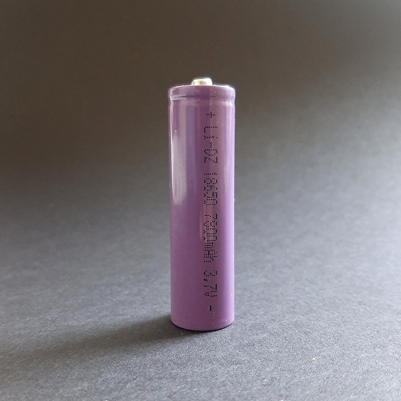 باتری لیتیوم یون 3.7v سایز 18650 7800mAh مارک LI-DZ نوک دار