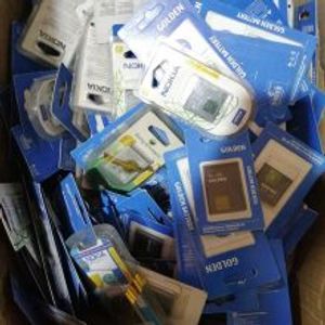 باتری 3٫7 ولت جریان 900 الی 1100 میلی آمپر