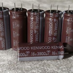 خازن 3900 میکرو فاراد 16 ولت الکترولیت ELNA KENWOOD با گرید صوتی