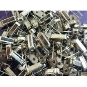 Crystal 30.000MHz-small