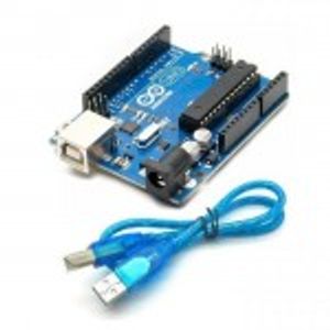 ARDUINO UNO-DIP + Cable USB
