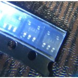 MAX8877EZK50-T
