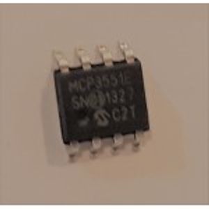 MCP3551-E/SN
