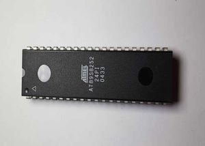 AT89S8252