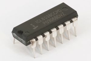 آیسی ICL8038