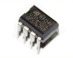 آیسی Viper22a
