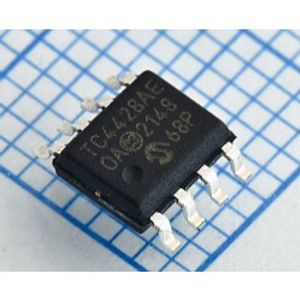 TC4428AEOA- SMD