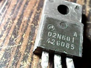 02n60i