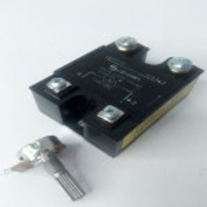 رله مقاومتی 40 امپر سوشیما هیت سینک دار (دیمر) مدل SSR VA