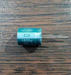 CAP 25V 1800uF – خازن الکترولیت، 25 ولت، 1800 میکروفاراد