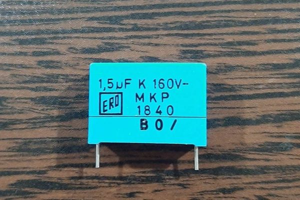 MKT 160V 1.5uF – خازن MKT، ظرفیت 1.5 میکروفاراد، 160 ولت