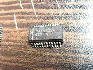 max8722a
