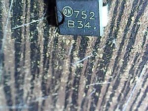 752-b34