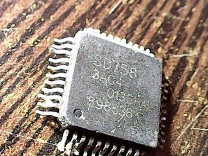 sd758