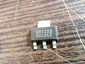 ds1233