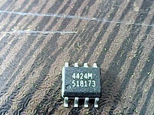 4424m-518173