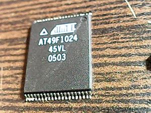 at49f1024