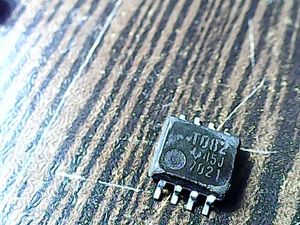 t082-45j