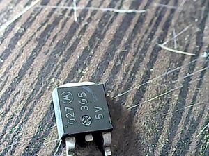027-305-5v