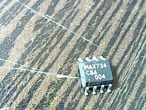 max734