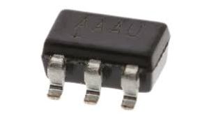 MAX6817EUT