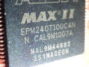 epm240t100c4n