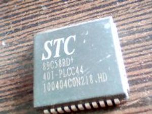 89c58rd-40i-plcc44