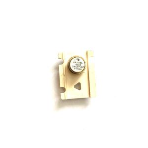 آیسی UA702ML/883B