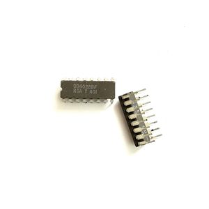 آیسی CD4028BF