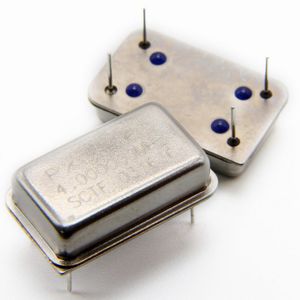 اسیلاتور OSCILLATOR 4.000000MHZ-FULL 10PPM