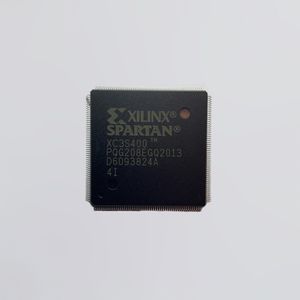 XC3S400 PQG208