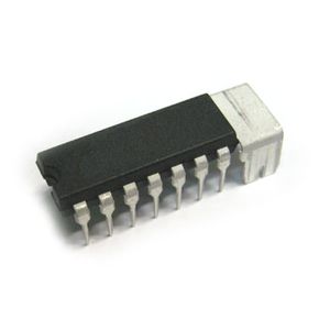 تراشه M5115P پکیج DIP