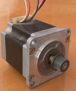 استپر موتور 6 سیمه stepsyn  103h7121