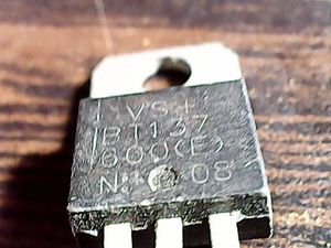 BT137