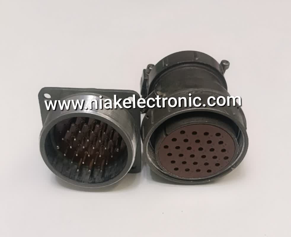 کانکتور نظامی روسی 63*63 30PIN