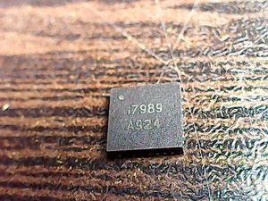 i7989-a924
