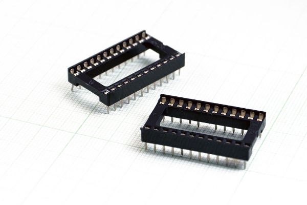 سوکت آی سی SKT IC 24PIN WIDE / TAIWAN