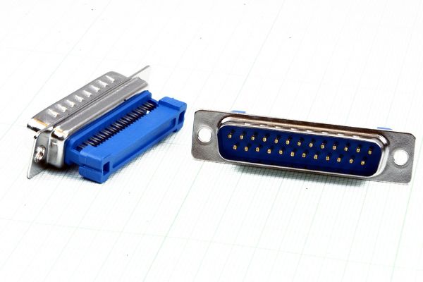 دی کانکتور D25PIN CRIMP IDC TYPE MALE  METAL CASE / TAIWAN