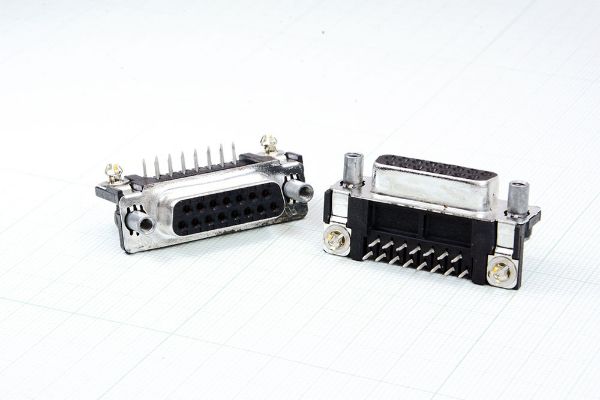 دی کانکتور D15PIN AMP0018 FEMALE RA / AMP USA