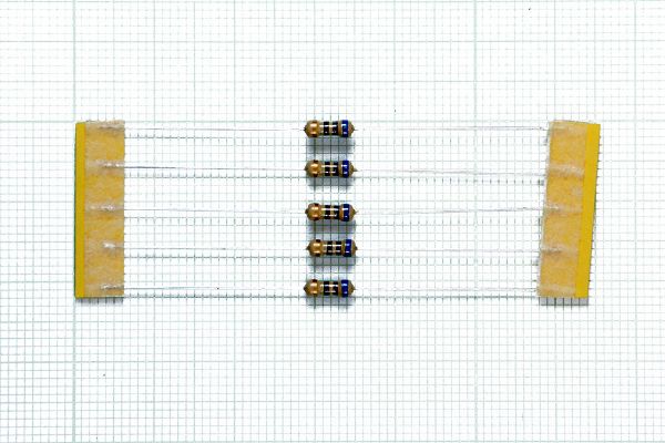 مقاومت RESISTOR 68OHM 1/4W