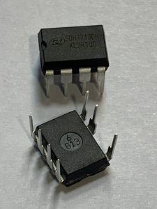 IC Switching 7713DN DIP